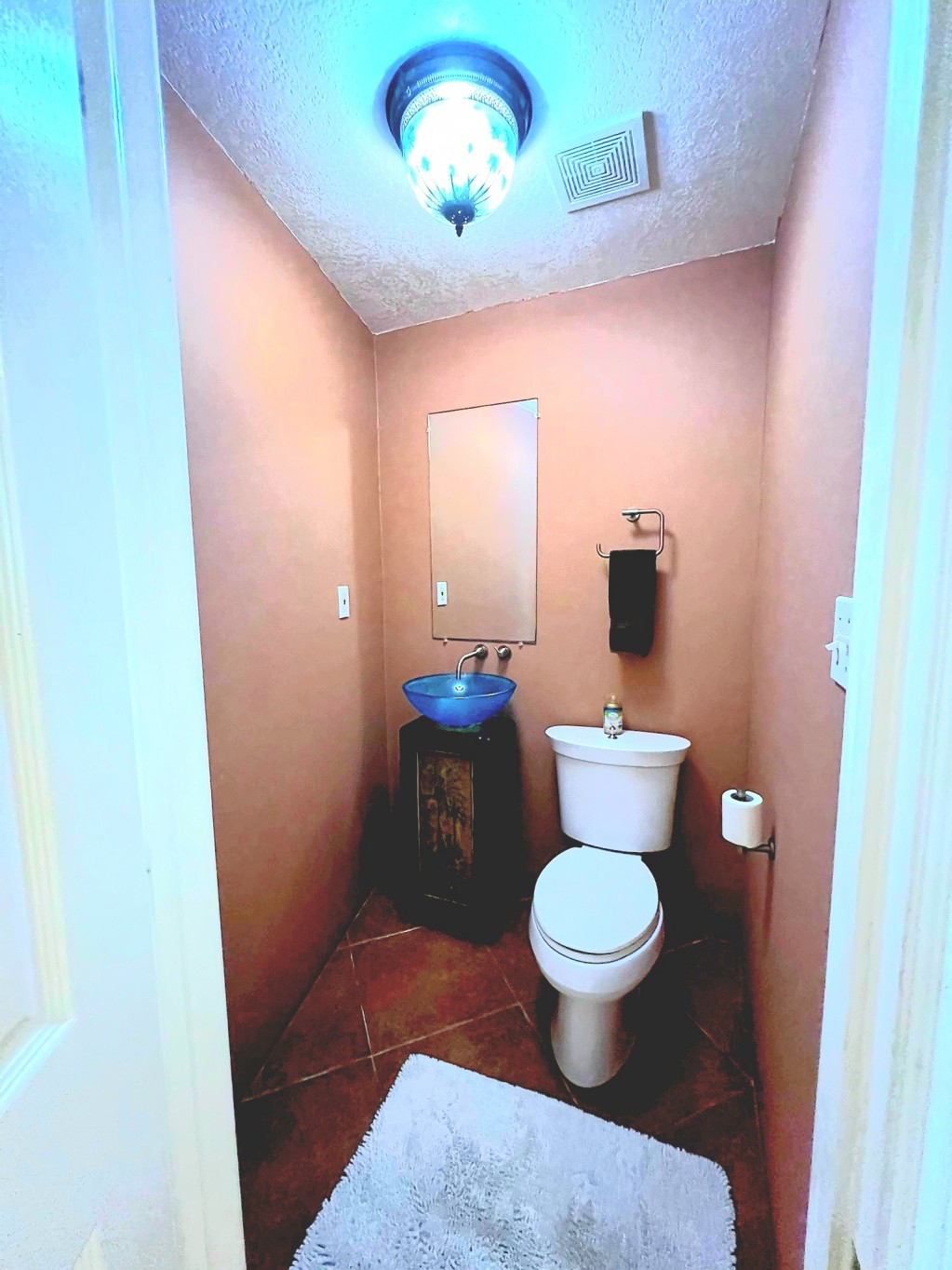 Large Waterfront Home ~ Southside Cayman Brac - Image 13