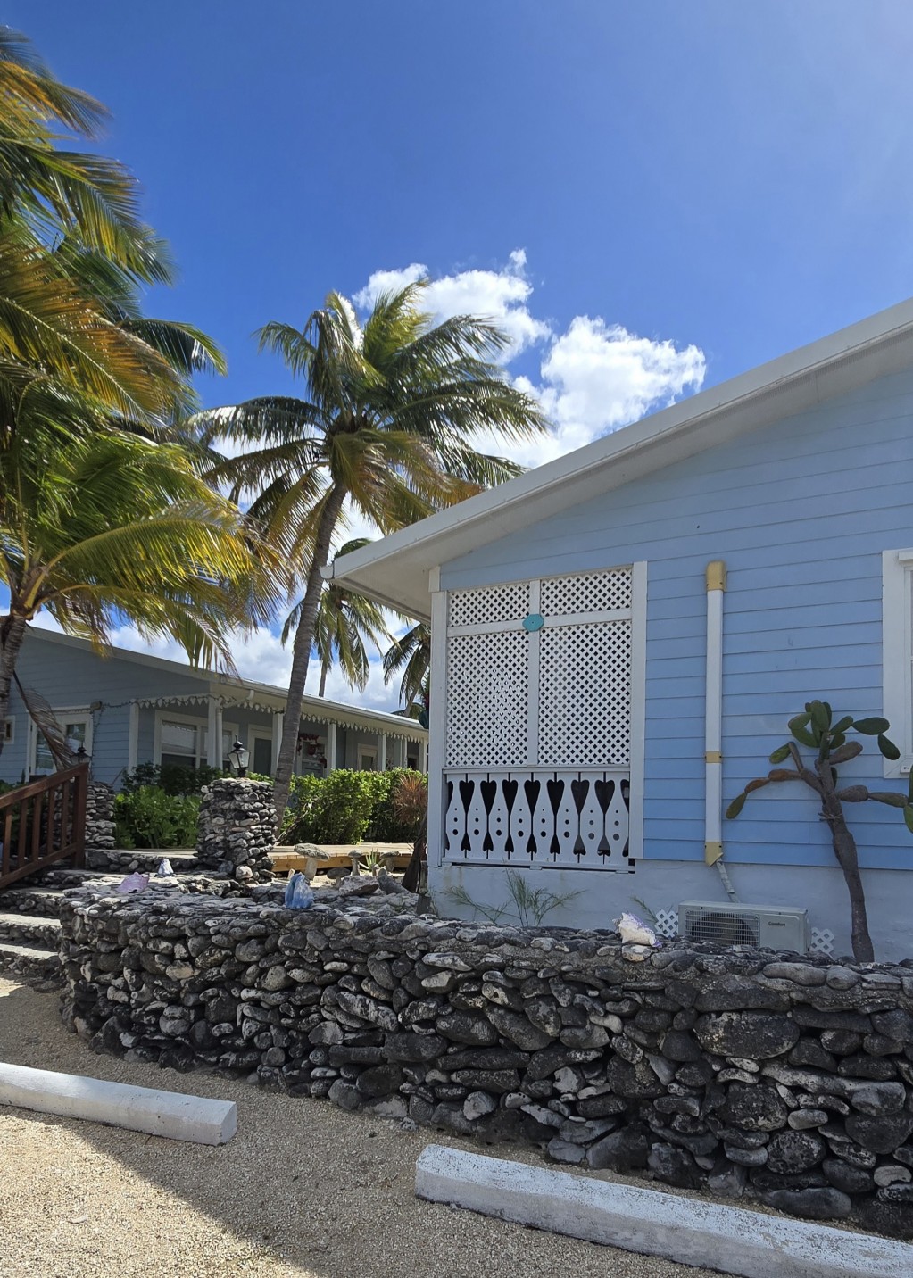 SEAFARERS ~ CAYMAN BRAC CONDO - Image 8