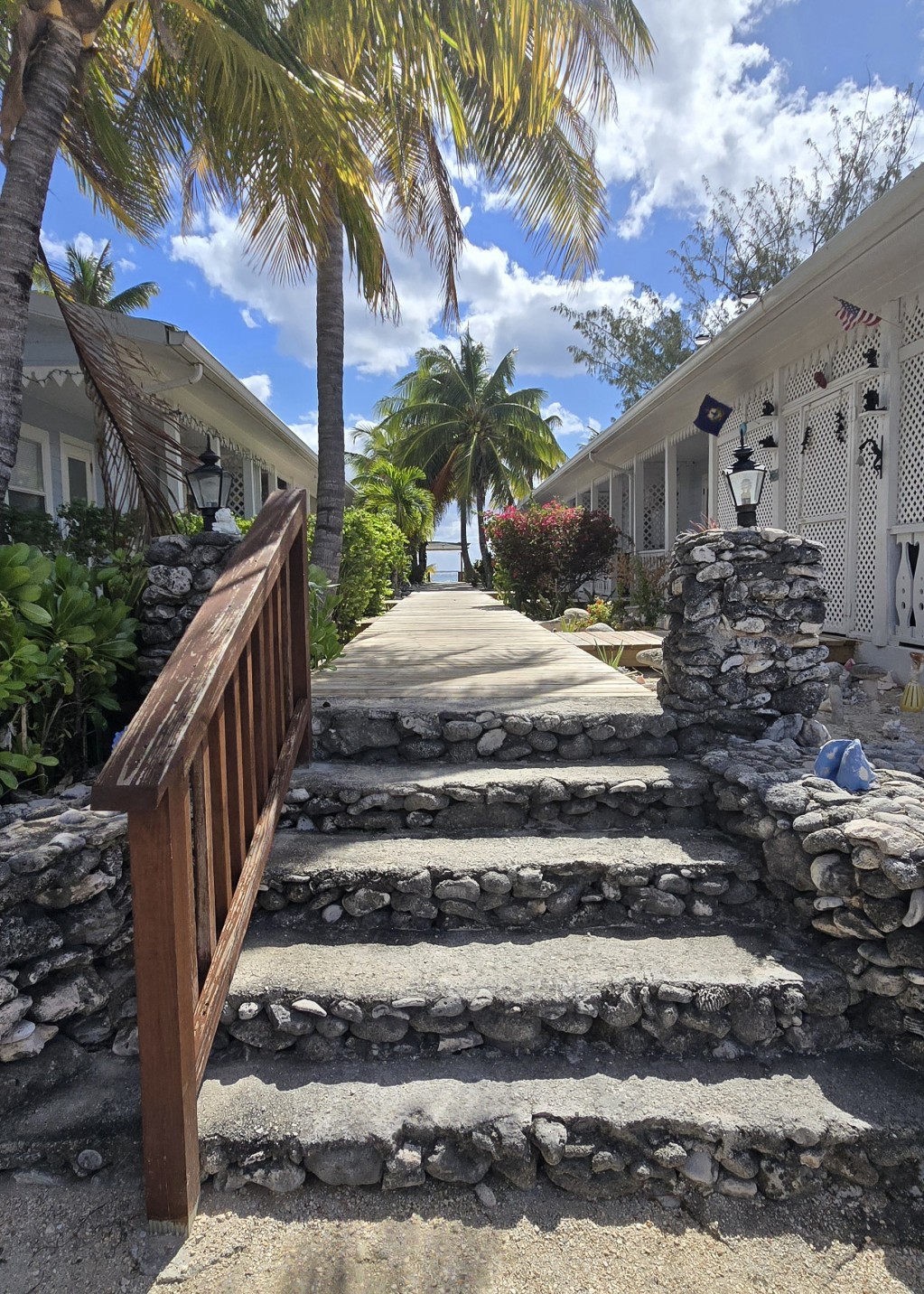 SEAFARERS ~ CAYMAN BRAC CONDO - Image 9