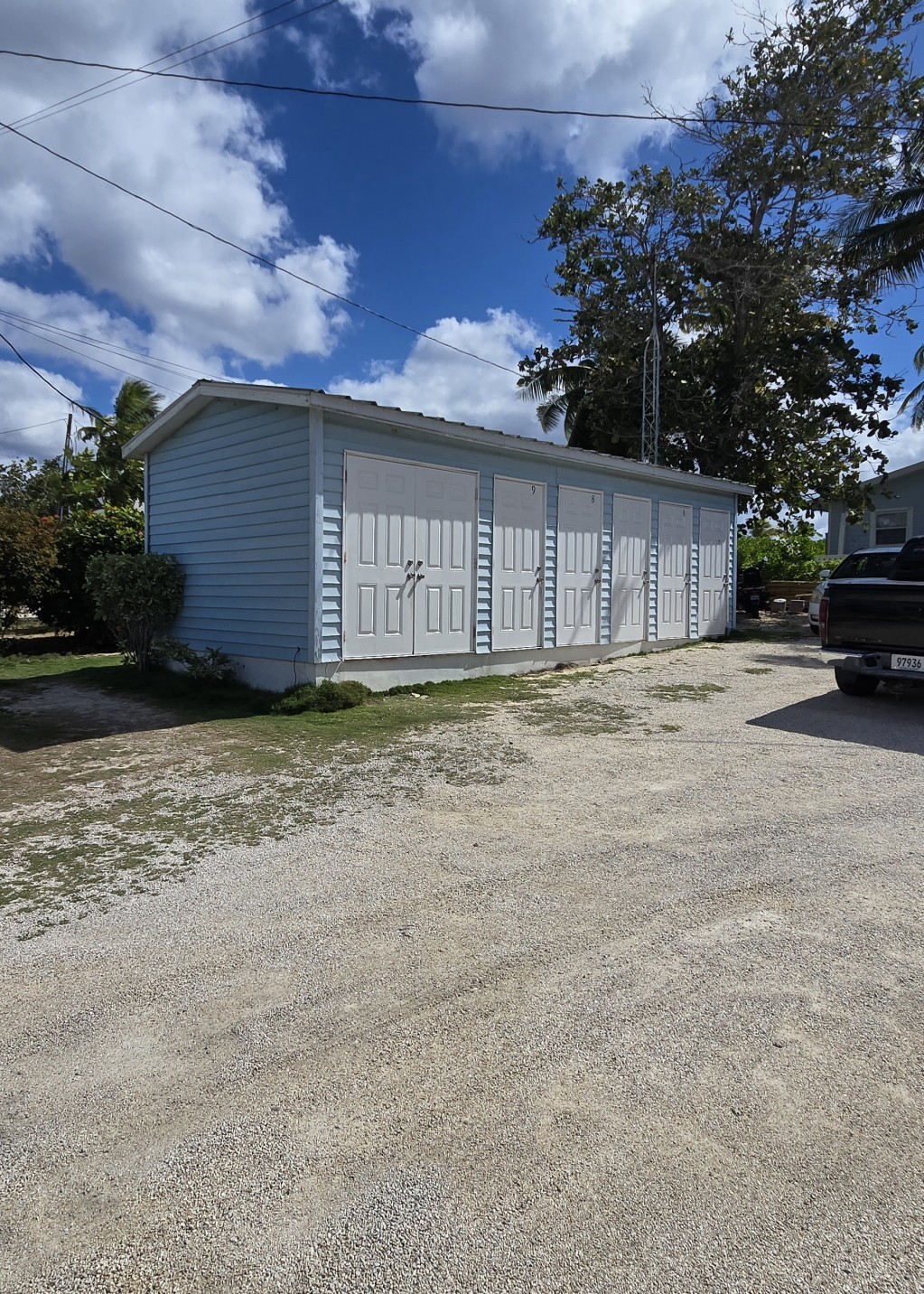 SEAFARERS ~ CAYMAN BRAC CONDO - Image 10