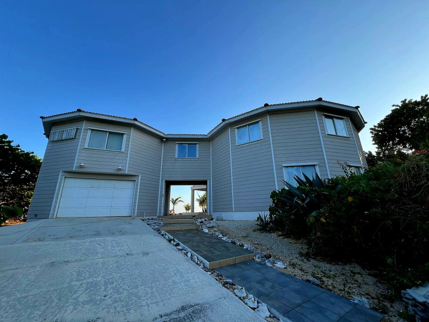 Large Waterfront Home ~ Southside Cayman Brac