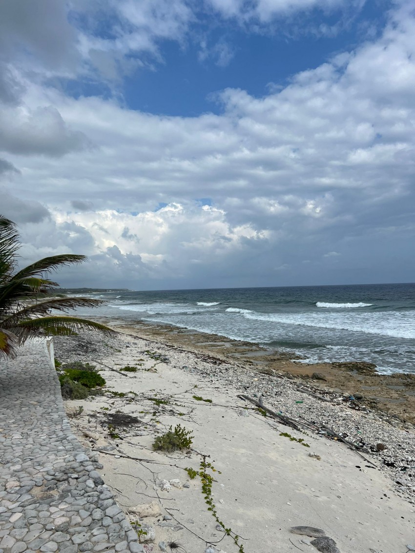 Large Waterfront Home ~ Southside Cayman Brac - Image 16