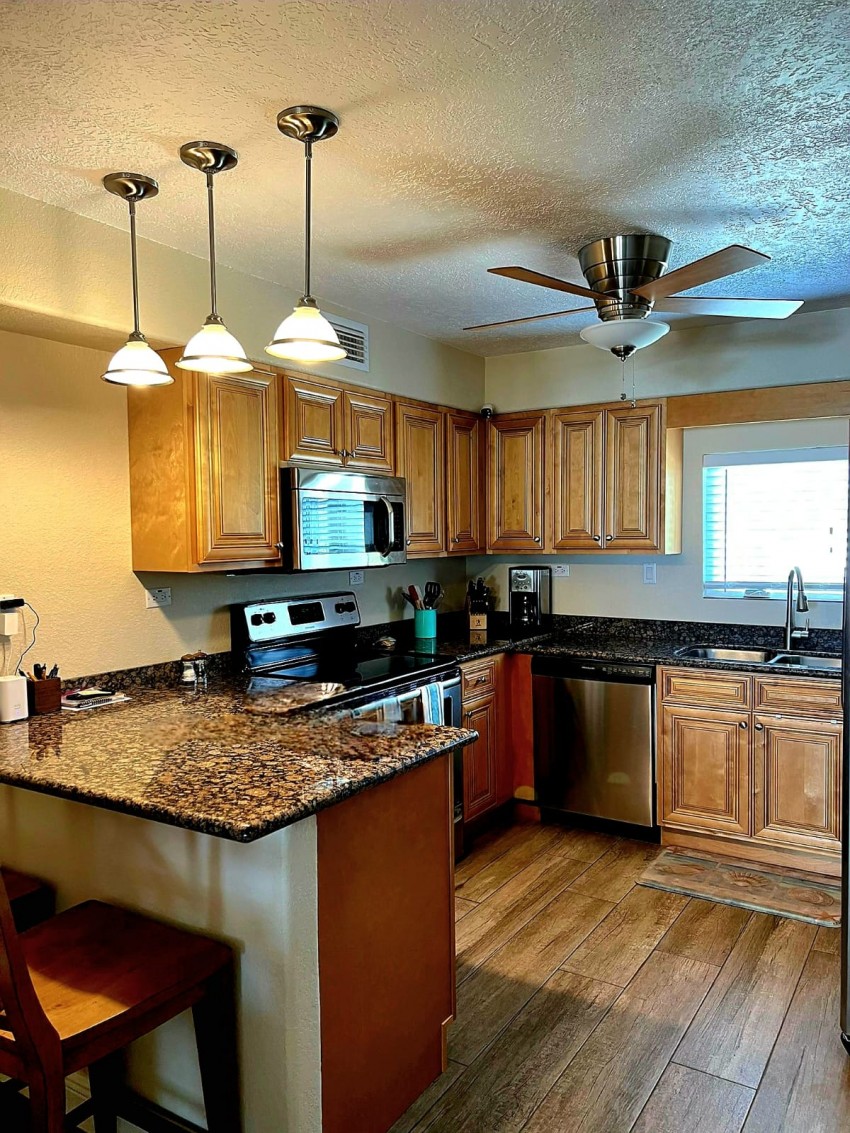 Waterfront Cayman Brac ~ Kings Point - Image 2