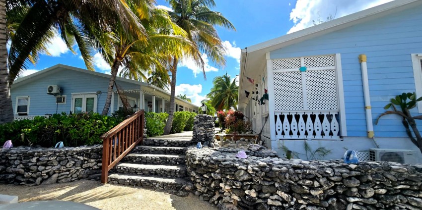 SEA FARERS ~ CAYMAN BRAC CONDO - Image 7