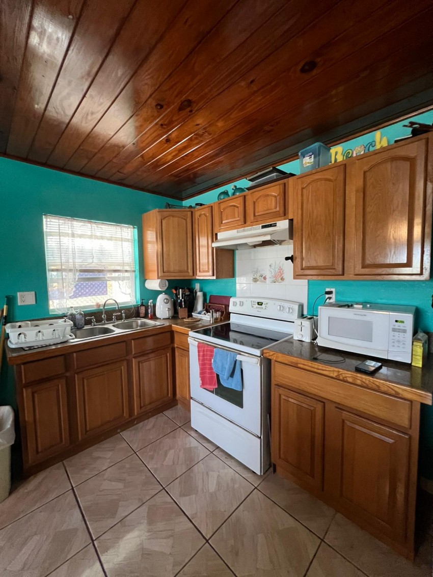 SEA FARERS ~ CAYMAN BRAC CONDO - Image 12